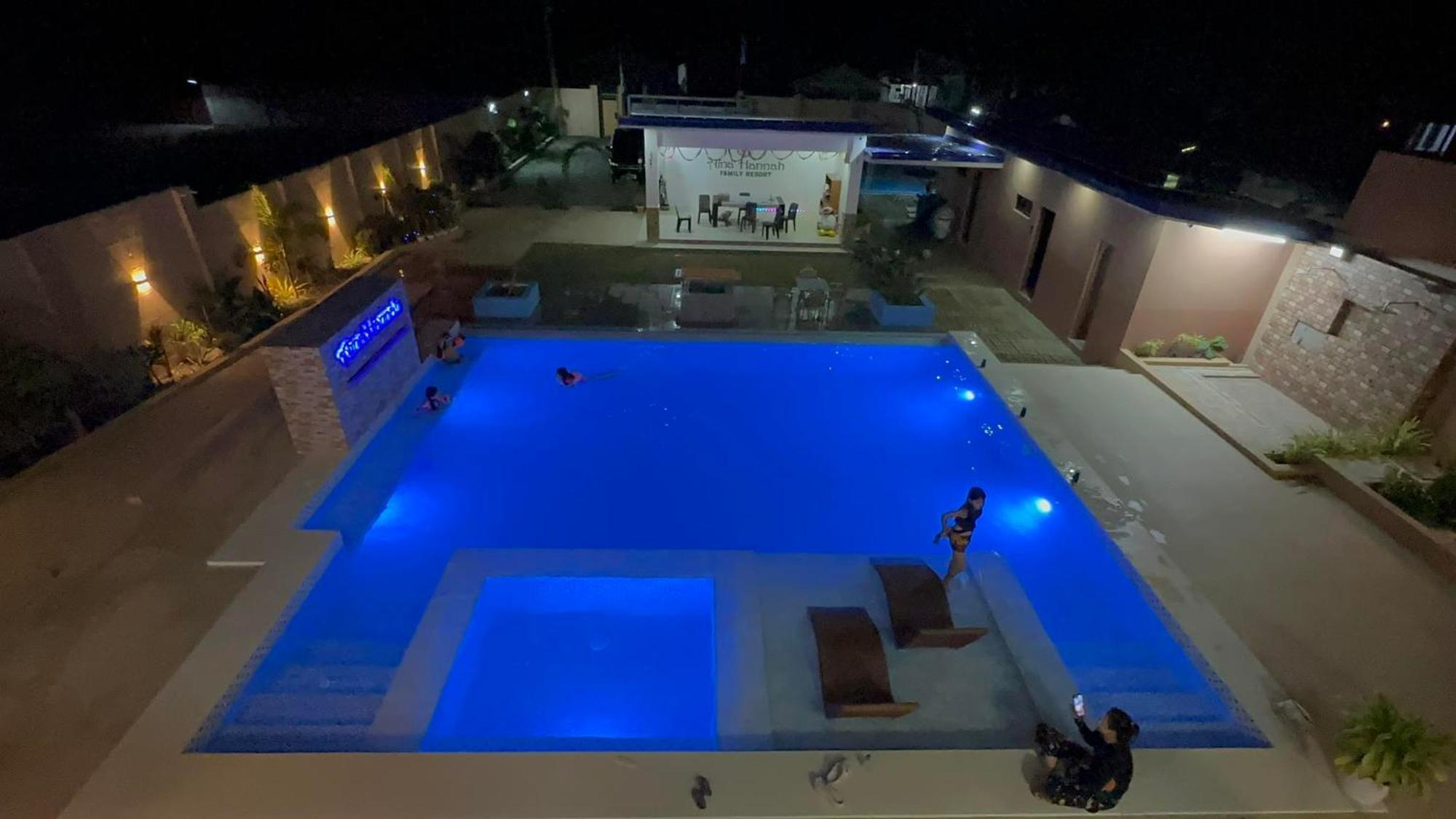 Aina Hannah Family Resort'S Greek Unit Calatagan Exterior foto
